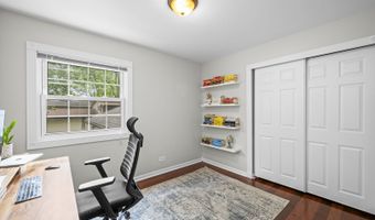 2518 N Ridge Ave, Arlington Heights, IL 60004