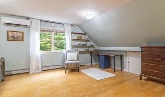 39 Kitteridge Brook Rd, Bar Harbor, ME 04609