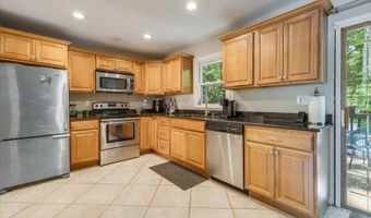 14 Tallahatchie Dr, Alloway, NJ 07461