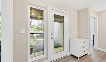 147 Mallard Dr 147, Avon, CT 06001