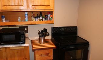 30 Seven Oaks Rd 30, Angelus Oaks, CA 92305