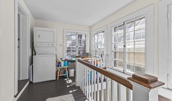 233 Pearl St, Burlington, VT 05401