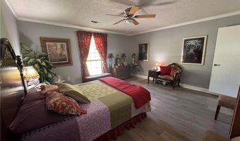 136 ROSE St, Belle Rose, LA 70341