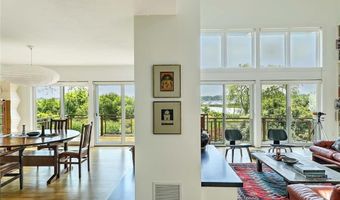 25 Fort Hill Rd, Bristol, RI 02809