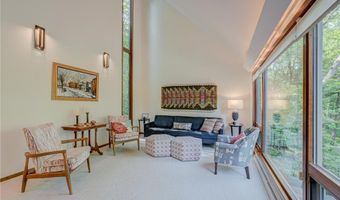 15511 Afton Hills Dr S, Afton, MN 55001