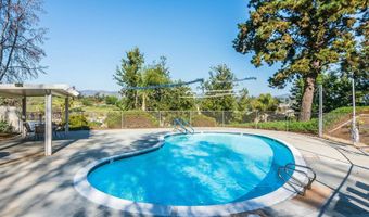 525 W El Norte Pkwy 214, Escondido, CA 92026