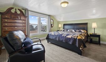 3361 Harrison Ave, Astoria, OR 97103