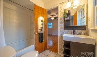 5115 Carriage Drive Cir, Charlotte, NC 28205