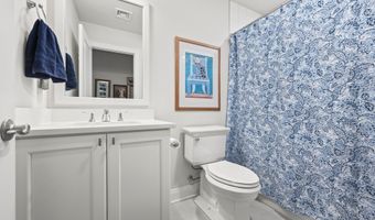 81 Brentwood Cir 81, Danbury, CT 06810
