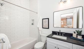 901 KING St 202, Alexandria, VA 22314