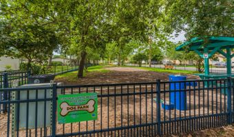 798 MAIN St, Atlantic Beach, FL 32233