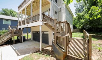 132 N Poplar St, Athens, GA 30606