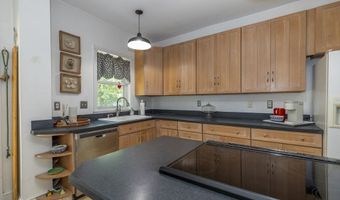 58 Maple Ave 58, Andover, MA 01810