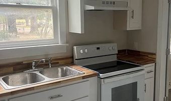 526 TENTH Ave, Albany, GA 31701