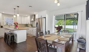734 Hackberry Pl, Fallbrook, CA 92028