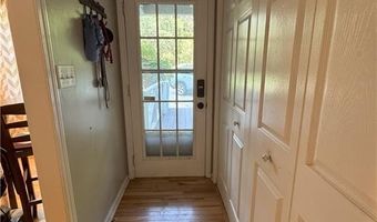 165 Shadow Moss Dr, Athens, GA 30605