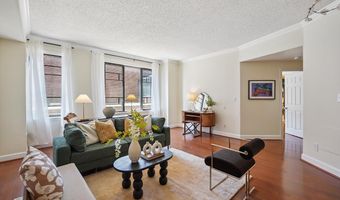 1080 WISCONSIN Ave NW 1004, Washington, DC 20007