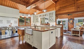 30 Mamao Pl, Haiku, HI 96708