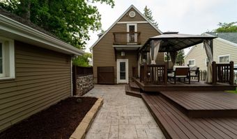 1314 W PINE St, Appleton, WI 54914