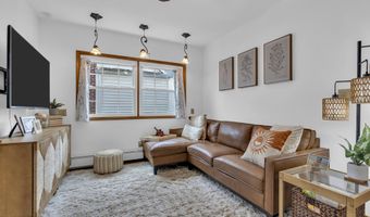 854 Main St, Belford, NJ 07718