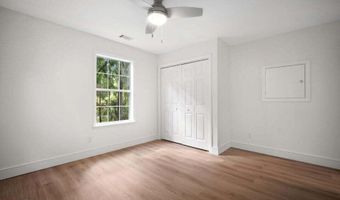 209 Cottage Farm Dr, Beaufort, SC 29902