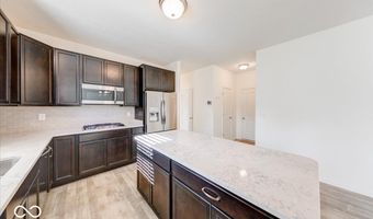 1986 Devonshire Ave, Avon, IN 46123