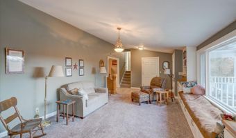 7422 Loy Rd, Arena, WI 53503