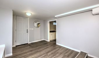 150 Hillcrest Rd, Bridgeport, CT 06606