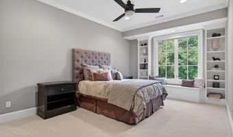 262 Dietrich Rd, Ballwin, MO 63021