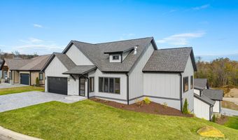 324 Avery Trail Dr 26, Arden, NC 28704