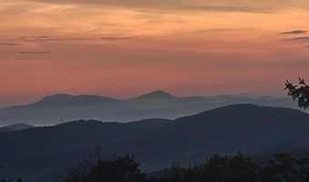 103 Sugar Ski Dr 331, Banner Elk, NC 28604