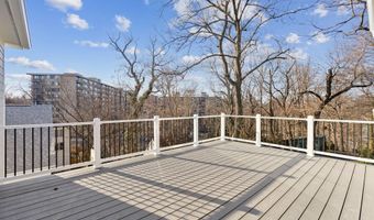 2150 N STAFFORD St, Arlington, VA 22207