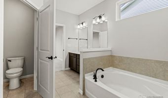 1571 Timberland Dr, Algonquin, IL 60102