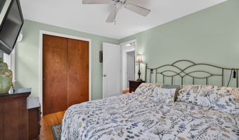 40 Cedar Rd, Clinton, CT 06413