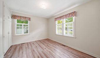 425 W Oregon Rd St, Adrian, MI 49221