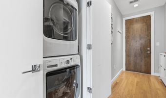 435 R St NW 404, Washington, DC 20001