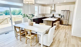 7082 Kettle Dale Ave SE, Alto, MI 49302