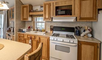 29 Breedlove Dr, Andrews, NC 28901
