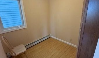 280 Bonnet Point Rd A, Narragansett, RI 02882