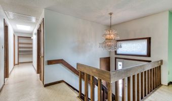 58 Towne Dr, Berlin, CT 06037