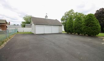 334 Campbell Ave, Belford, NJ 07718