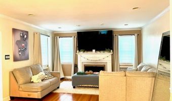 32 Maier St, Belleville, NJ 07109