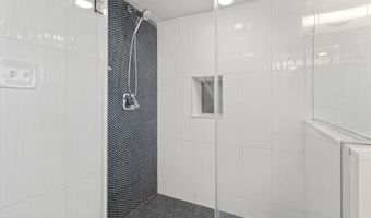 260 ROXBOROUGH Ave, Philadelphia, PA 19128