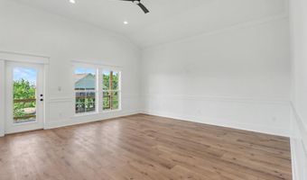 5011 Tennessee St, Bay St. Louis, MS 39520