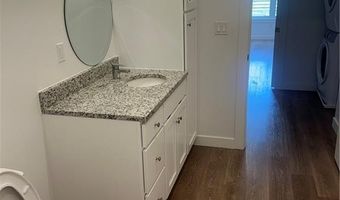 30 Veterans Memorial Pkwy 204, East Providence, RI 02914