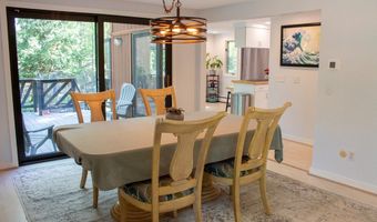 466 Greenbush Rd, East Greenwich, RI 02818