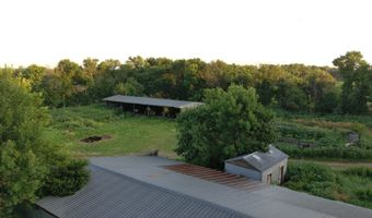 38452 129th St, Aberdeen, SD 57401