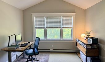 54 Muirfield Rd, Burlington, VT 05408