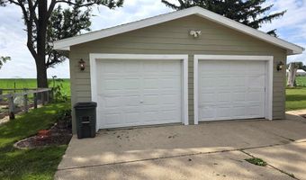 334 17th St, Ackley, IA 50601