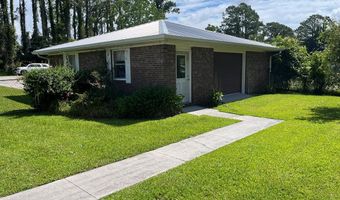9 Apalachee St, Apalachicola, FL 32320